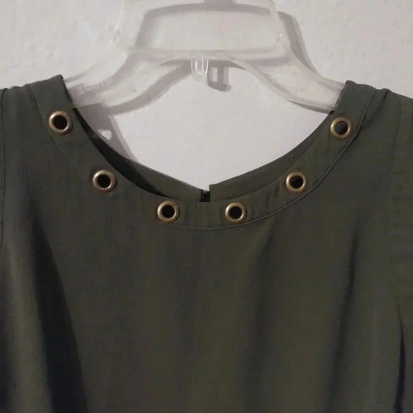 Takara Green Tank Top - Picture 3 of 7